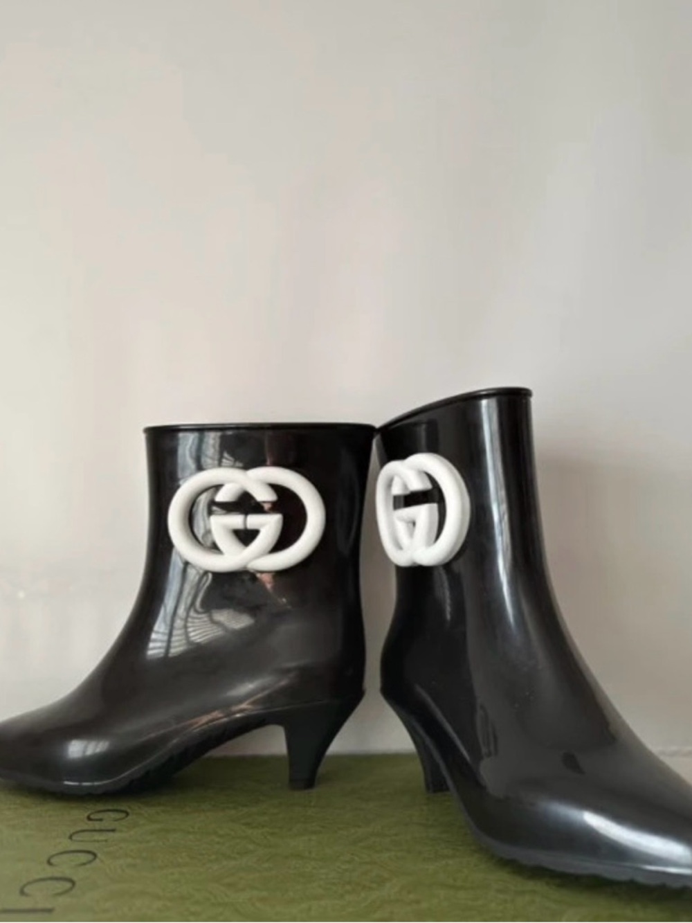 NWT Gucci Black Patent Boots with White Interlocking G